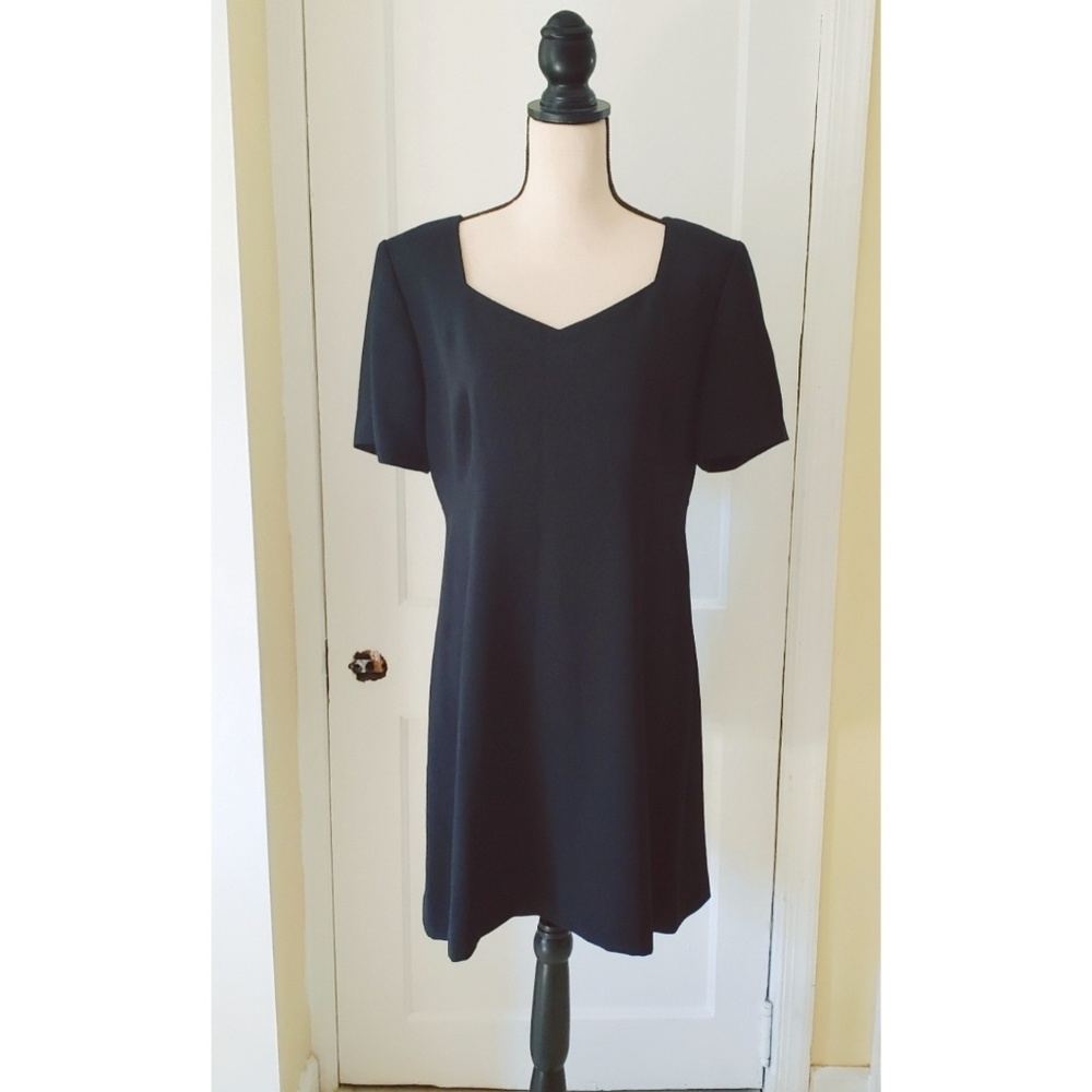 🌻Preview Collection Dress 14 "Little Black Dress"